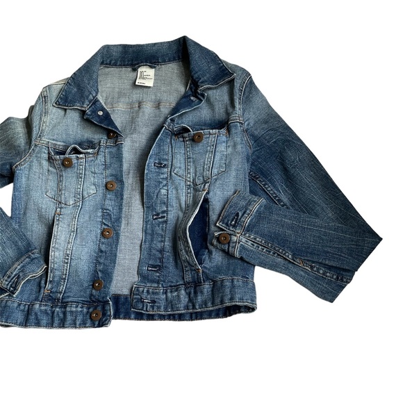 H&M Women’s Size 4 Denim Collared Button Up Jacket Long Sleeve Cotton Blue - Picture 3 of 8